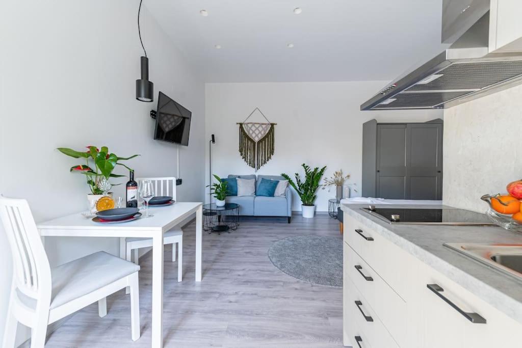 Elegant Fully Equipped Apartment Near City Centre 이라클리온 외부 사진